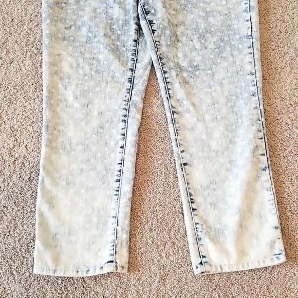 ❤CHICOS Platinum size 6 Polka dot crop jeans- Like New! - Picture 6 of 13